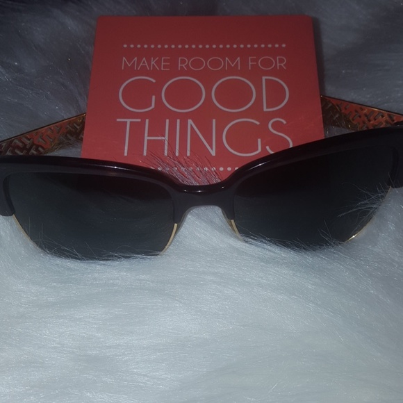 Tory Burch Accessories - Tory Burch 6032 Havana cat eye  sunglasses